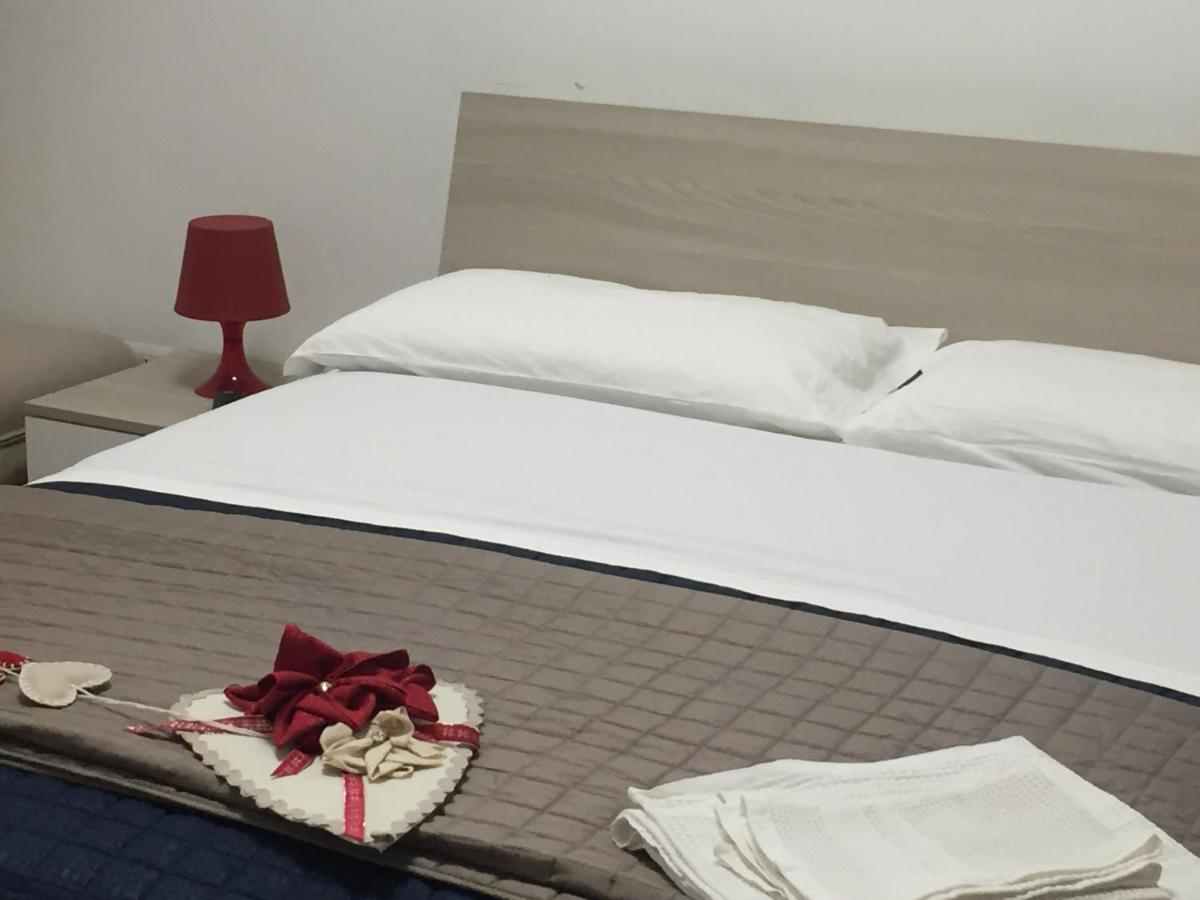 Margherita Queen Home カステッランマーレ・ディ・スタービア エクステリア 写真