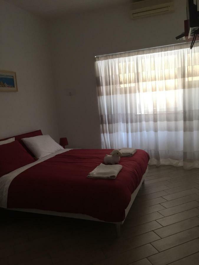 Margherita Queen Home カステッランマーレ・ディ・スタービア エクステリア 写真